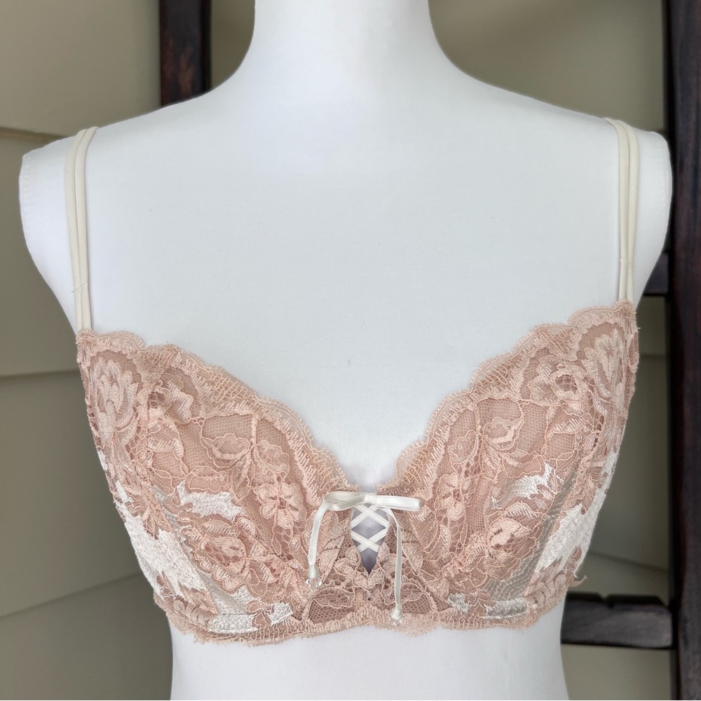 Victoria’s Secret Unlined Demi Bra 32D Floral Lace Underwire Beige Pink Ivory